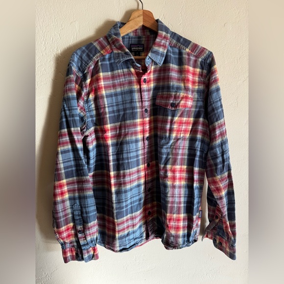 Men’s Patagonia Flannel Button-down Shirt - Size M - Picture 1 of 4